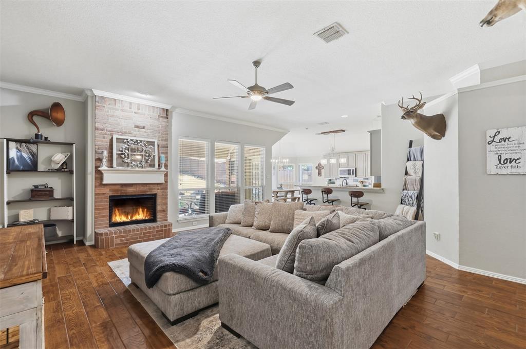 172 Overland Trl, Willow Park, TX 76087