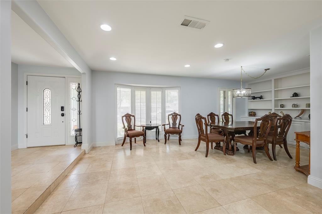 5017 Boulder Lake Rd, Fort Worth, TX 76103 photo