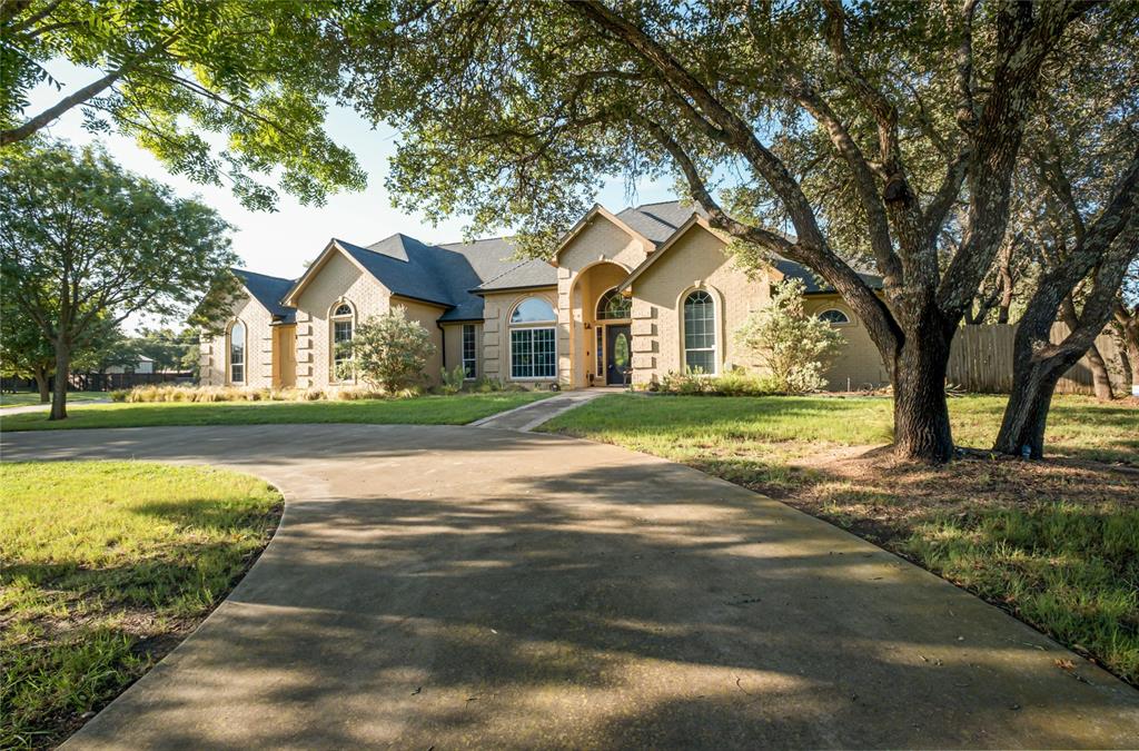 182 Lakeview Dr, Aledo, TX 76008