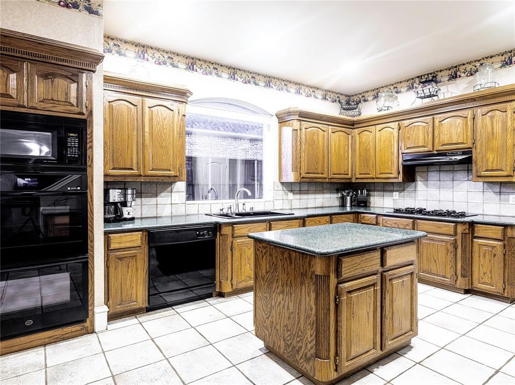 7205 Bettye Haun Dr, Plano, TX 75024 photo