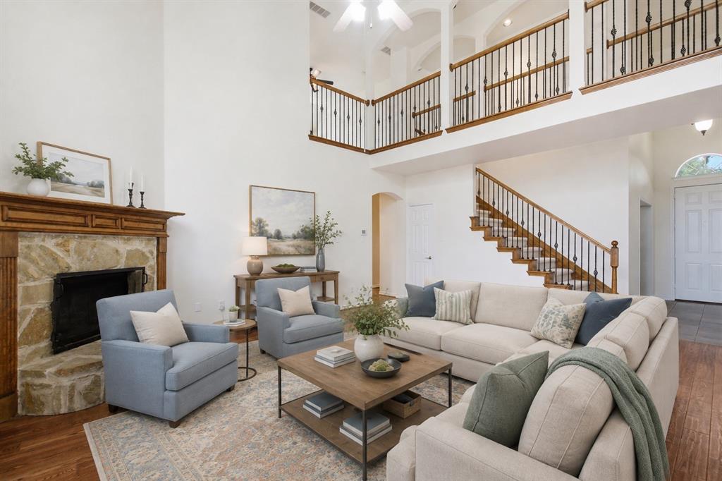 2305 Trickling Creek Dr, Garland, TX 75041