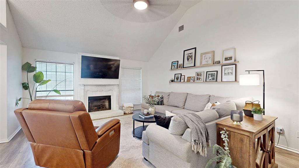 3321 Knob Oak Dr, Grapevine, TX 76051 photo