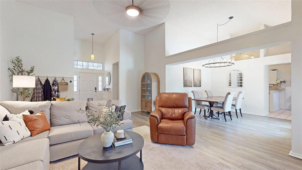 3321 Knob Oak Dr, Grapevine, TX 76051 photo