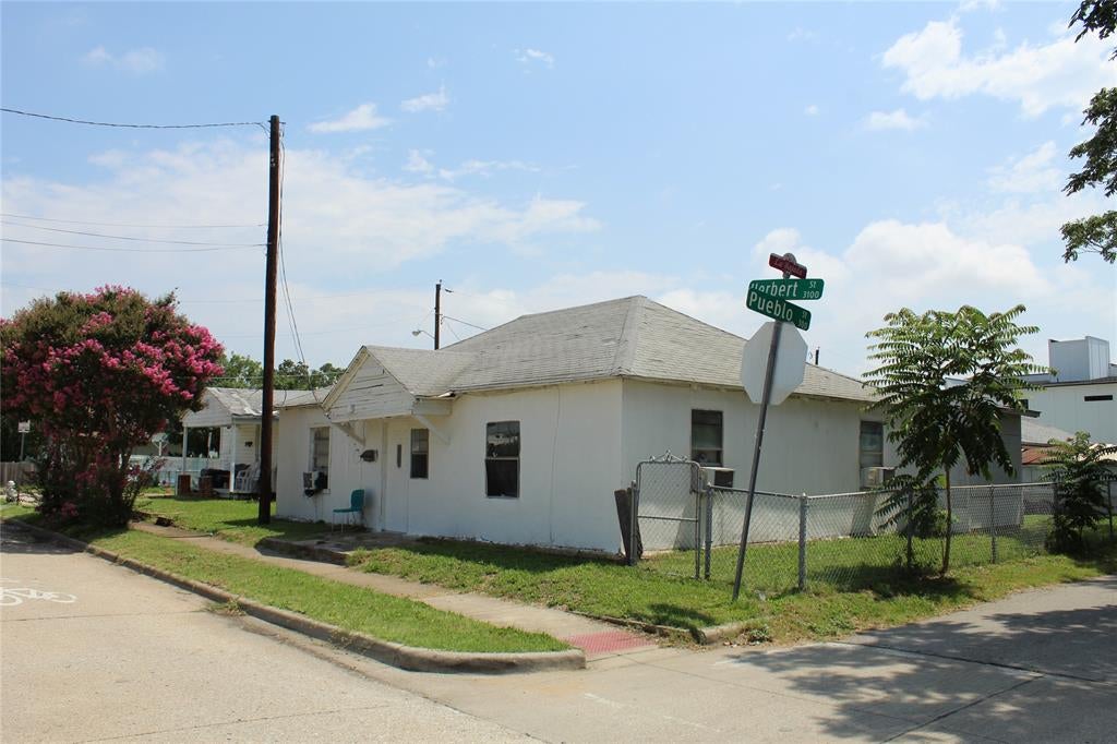 3122 Herbert St, Dallas, TX 75212 photo