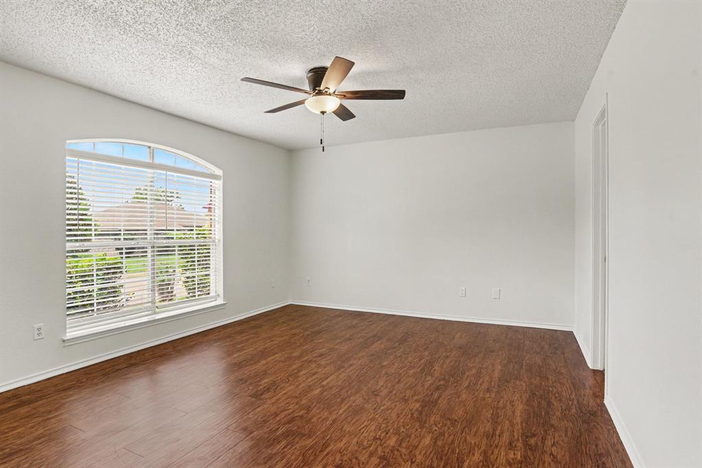 7107 Grey Dawn Ln, Dallas, TX 75227 photo