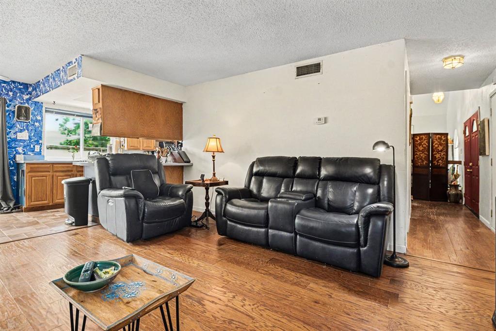 5518 Round Rock Rd, Garland, TX 75044 photo