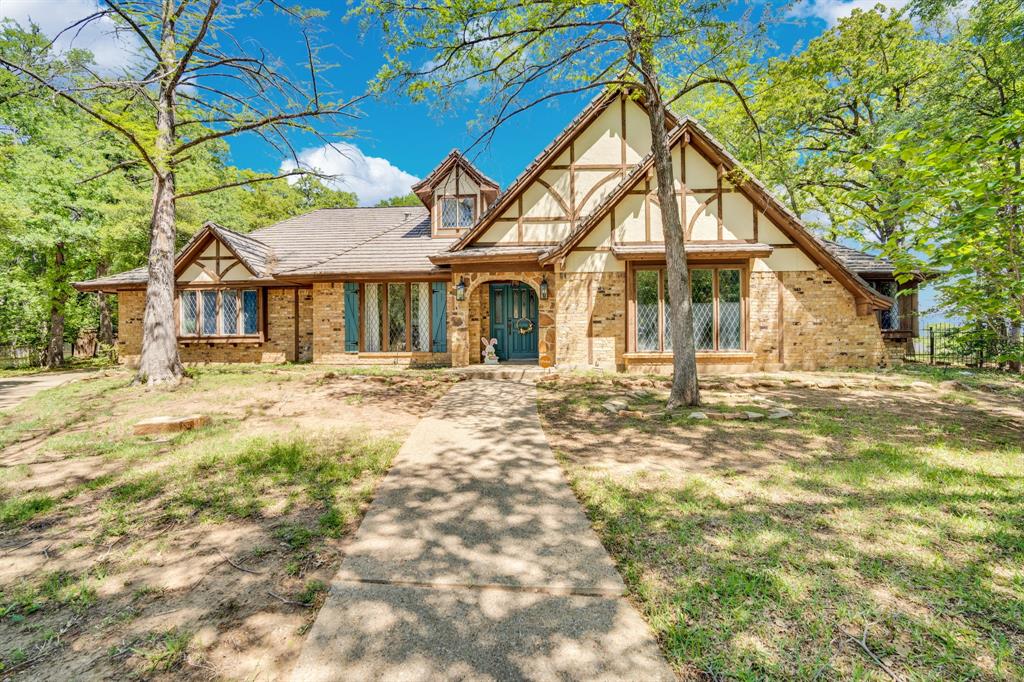 505 Highwoods Trl, Fort Worth, TX 76112