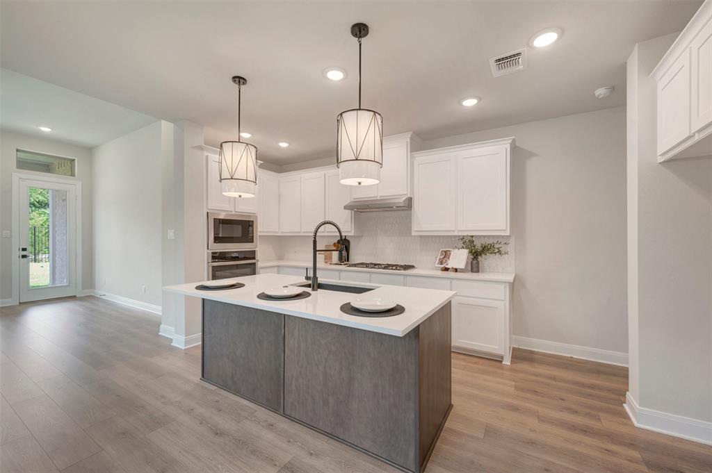 1733 Mosaic Way, Mesquite, TX 75181 photo