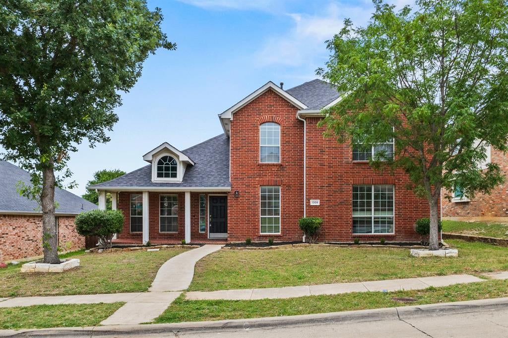 1308 Island Dr, Carrollton, TX 75007