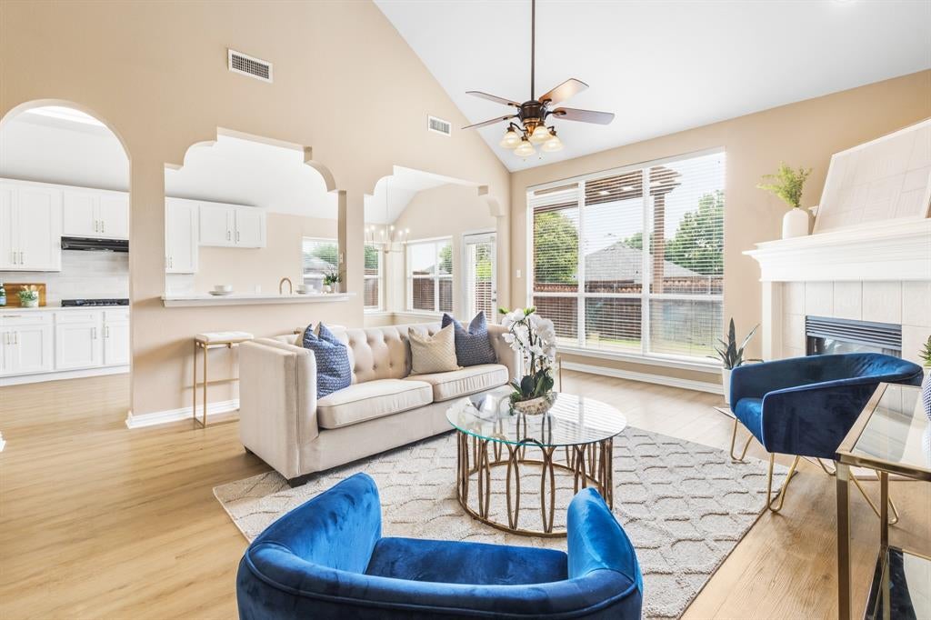 1308 Island Dr, Carrollton, TX 75007 photo