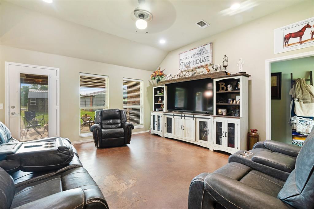 1890 County Road 34520, Sumner, TX 75486 photo