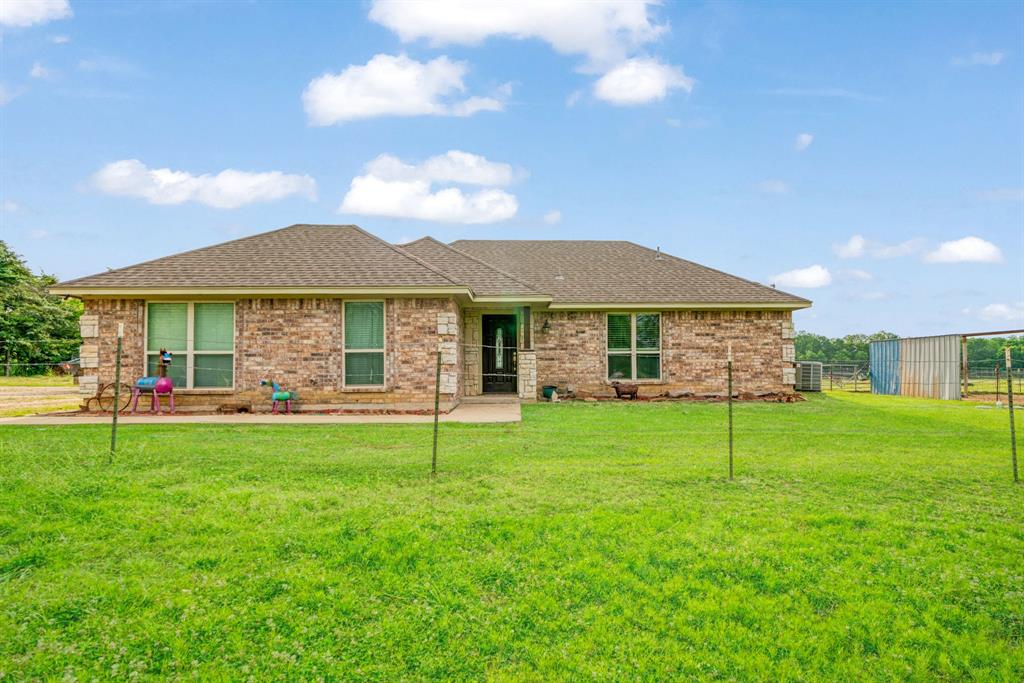1890 County Road 34520, Sumner, TX 75486