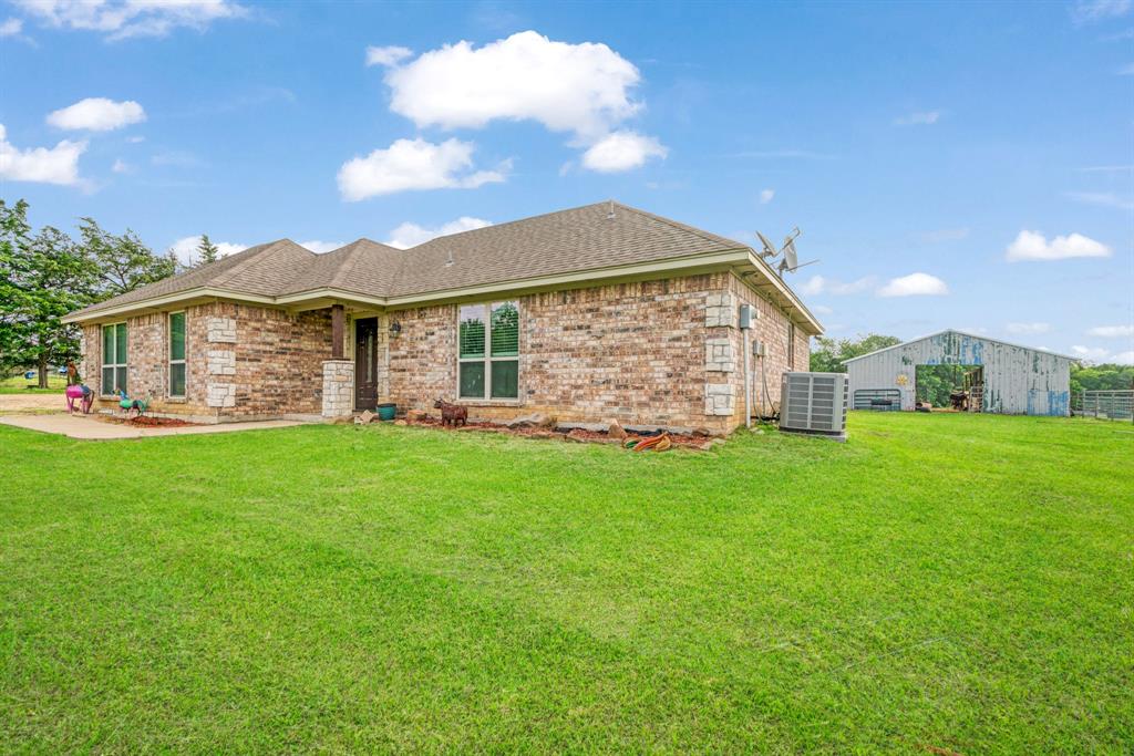 1890 County Road 34520, Sumner, TX 75486 photo