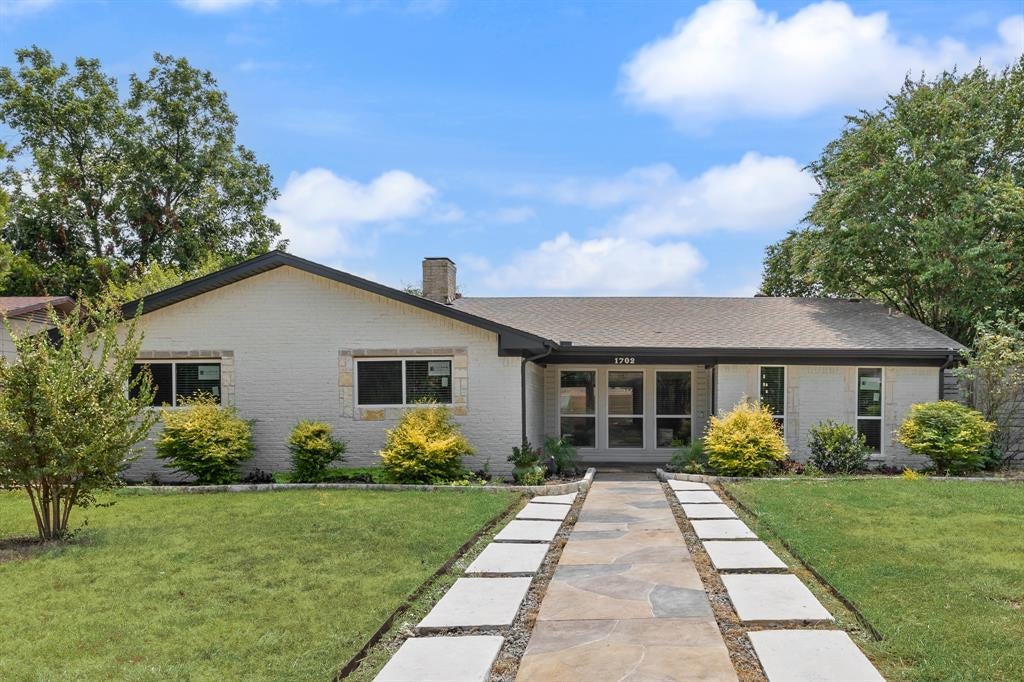 1702 Baltimore Dr, Richardson, TX 75081 photo