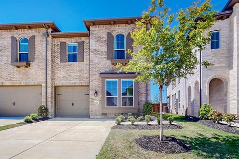Townhouse in Forney TX 1137 Queensdown Way.jpg