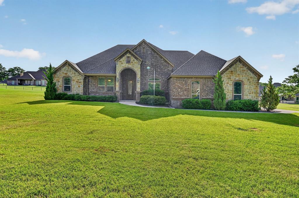 197 Ellis Creek Dr, Weatherford, TX 76085 photo
