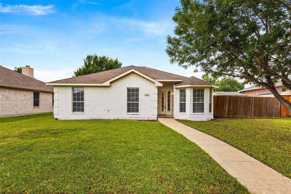 7205 Airline Dr, Rowlett, TX 75089 photo