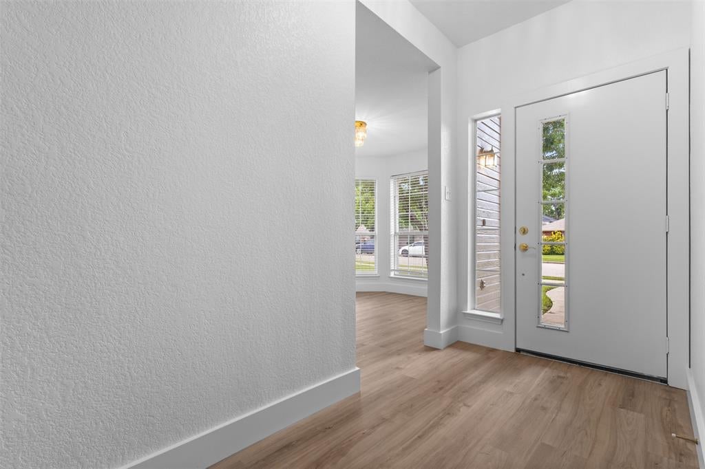 7205 Airline Dr, Rowlett, TX 75089 photo