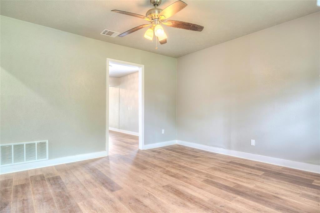509 Walnut Dr, Mesquite, TX 75149 photo