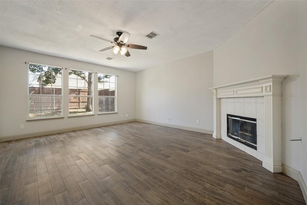 2309 Acorn Bnd, Denton, TX 76210 photo