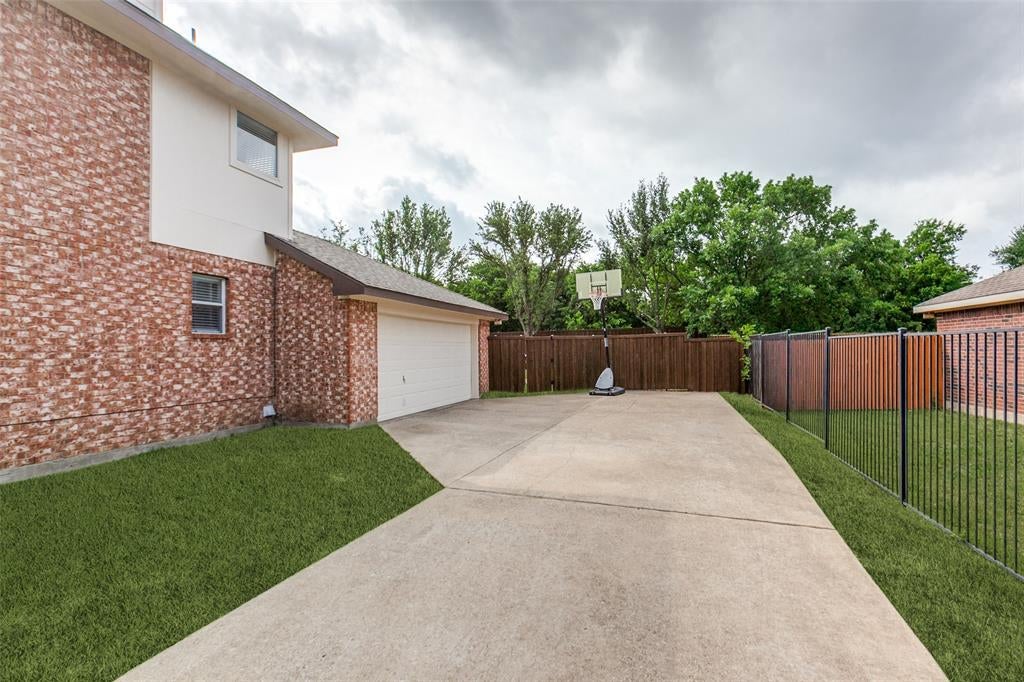 304 Elizabeth Trl, Murphy, TX 75094 photo
