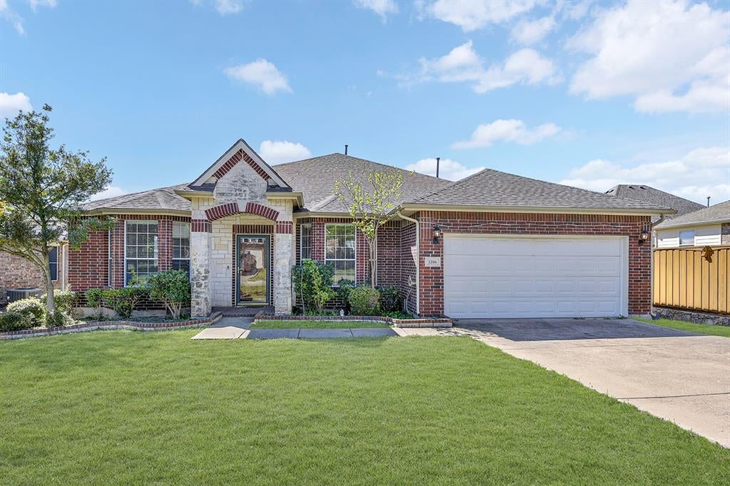 1206 Cedar Branch Dr, Wylie, TX 75098