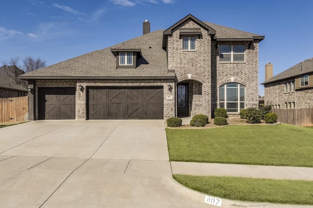 807 Imperial Way, Mansfield, TX 76063