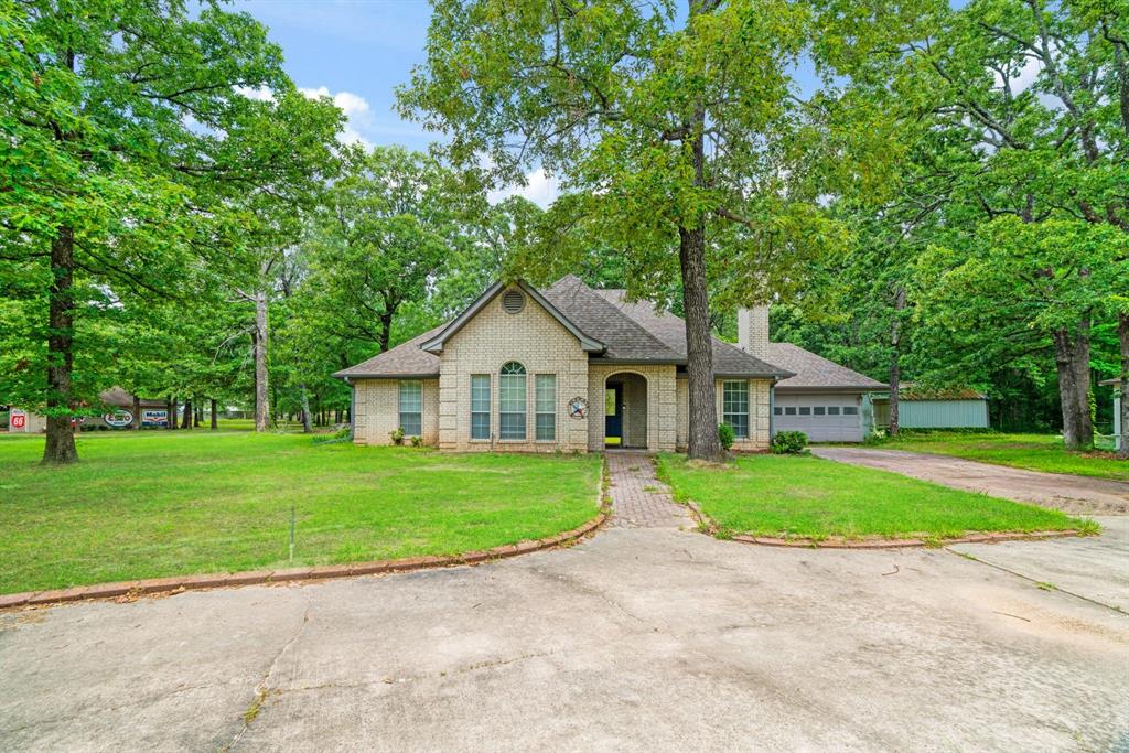 455 Timber Lake Dr, Powderly, TX 75473
