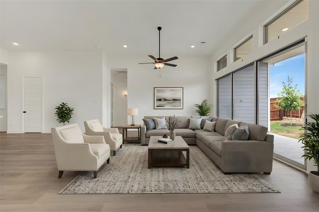 2537 Domingo Dr, Fort Worth, TX 76008 photo