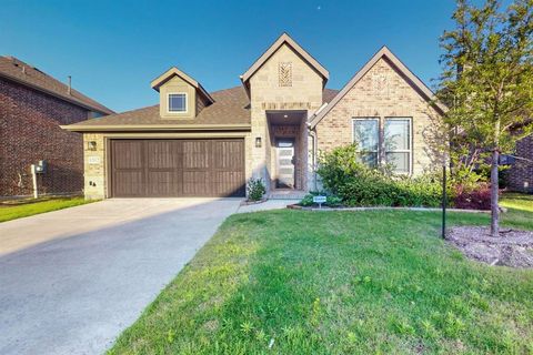 Single Family Residence in Forney TX 1312 Highcroft Lane.jpg