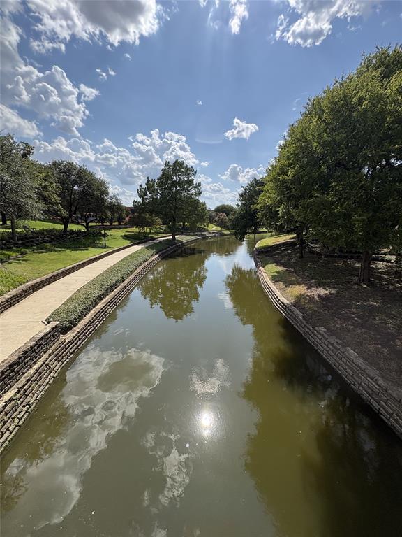 308 Riverwalk Ln, Irving, TX 75063 photo