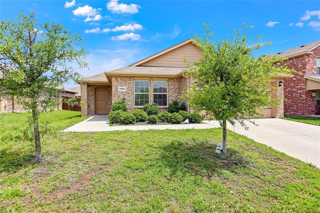 2302 San Marcos Dr, Forney, TX 75126 photo