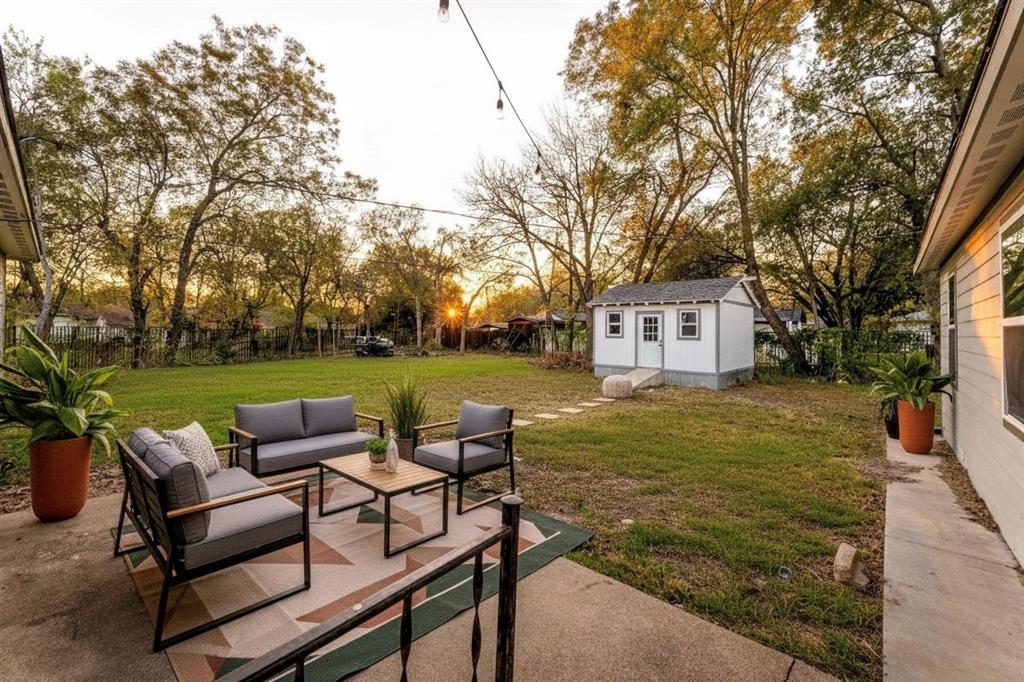 1315 Whitley Dr, Dallas, TX 75217 photo