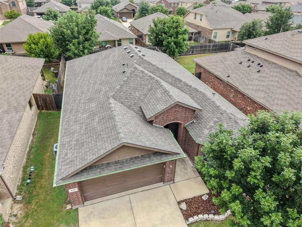 624 River Rock Dr, Azle, TX 76020 photo