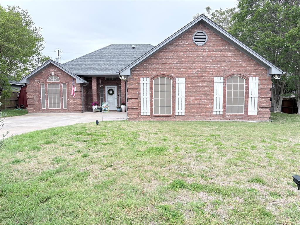 1200 Oak Tree Ln, Weatherford, TX 76086