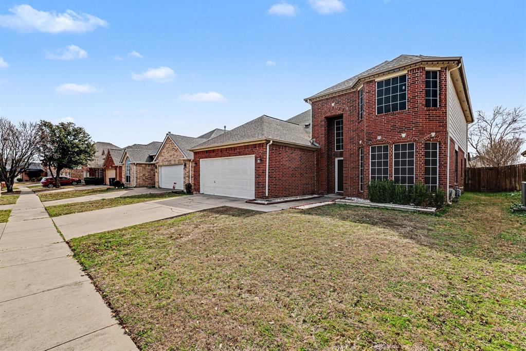 4616 Parkmount Dr, Fort Worth, TX 76137 photo