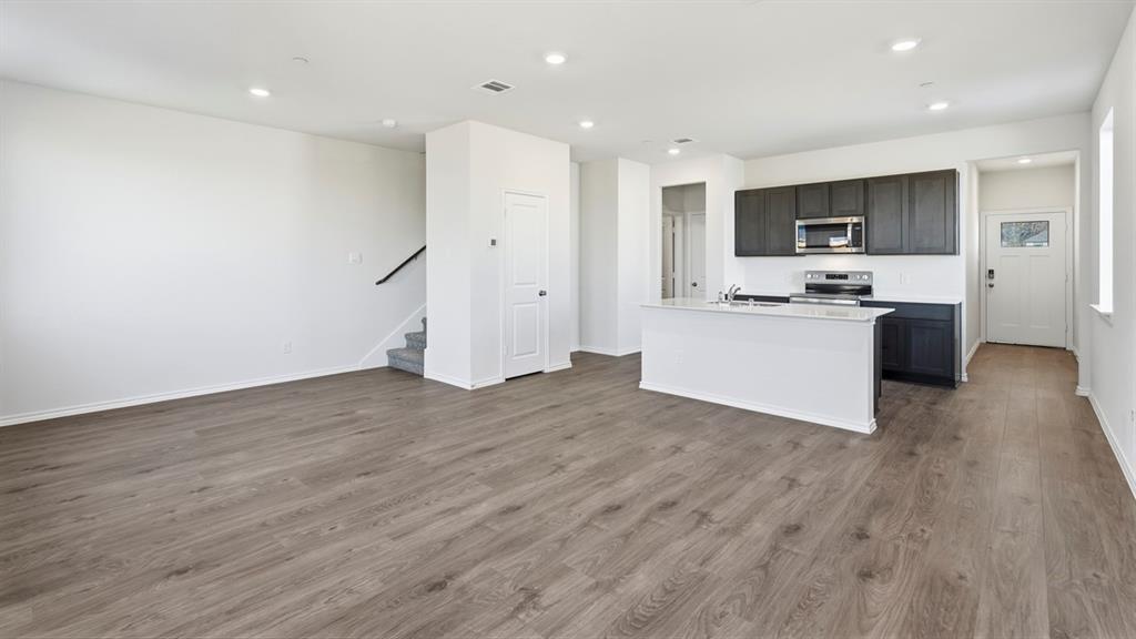 4010 Sparrow St, Dallas, TX 75237 photo