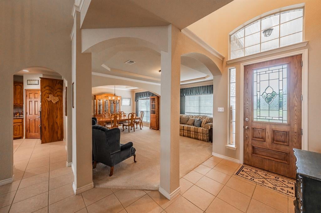 1424 Bassett Hound Dr, Fort Worth, TX 76052 photo