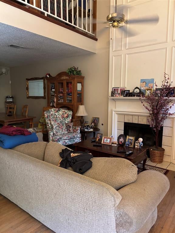 4435 Mercer St, Grand Prairie, TX 75052 photo