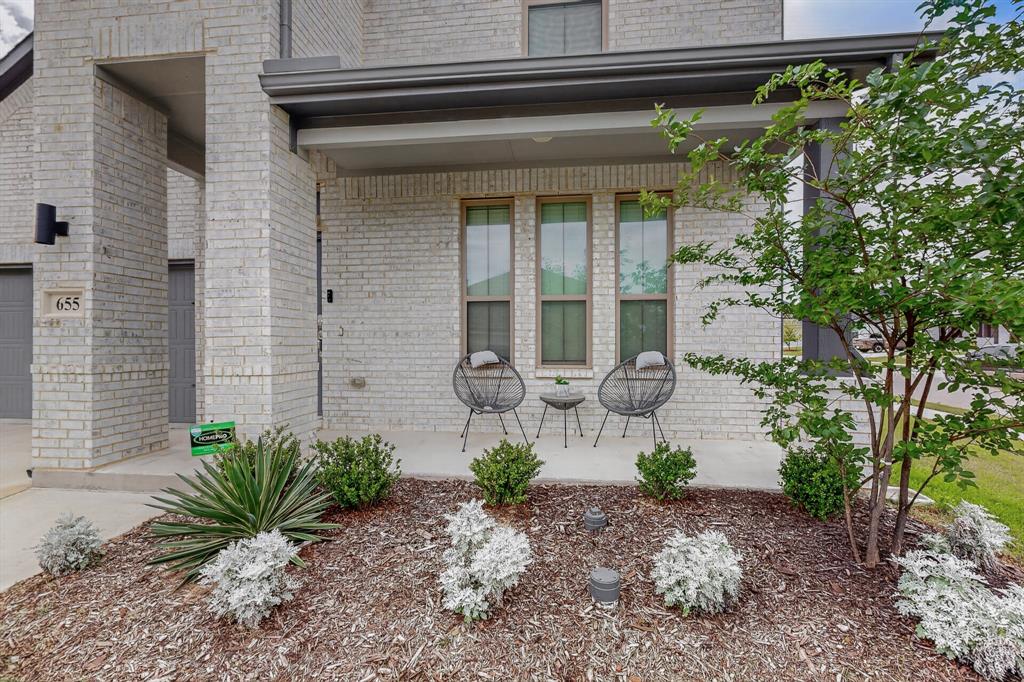 655 Southern Hills Dr, Red Oak, TX 75154 photo