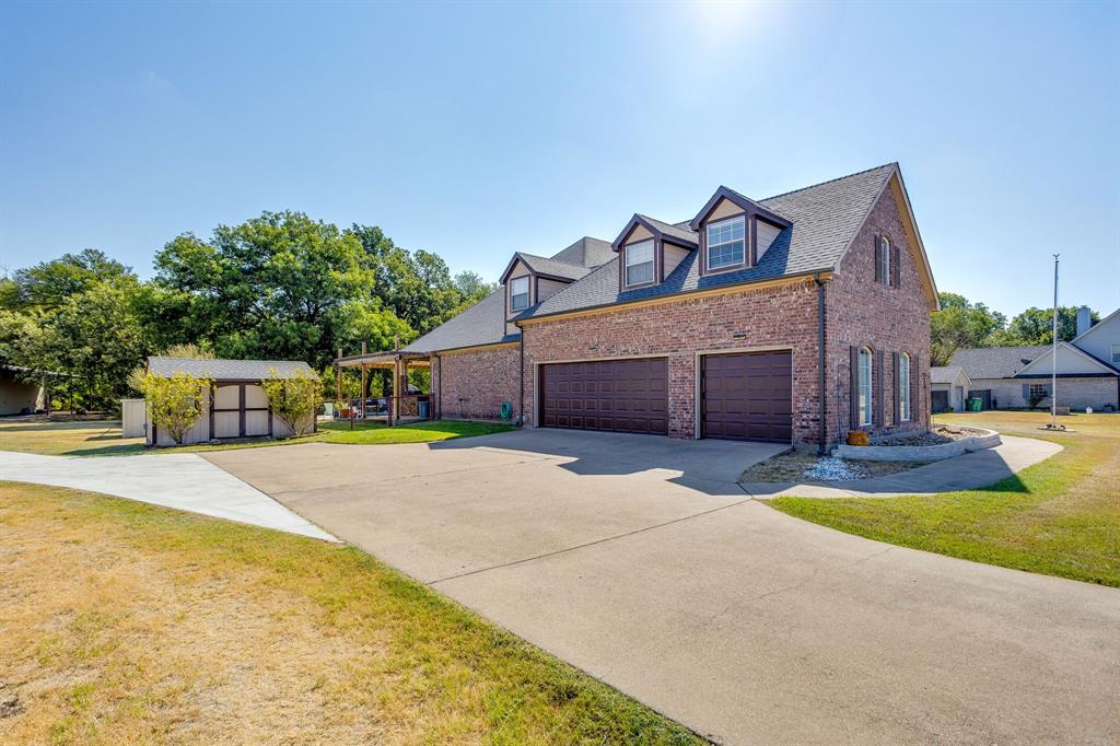 170 S Bear Creek Ln, Cresson, TX 76035 photo