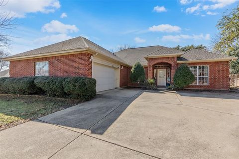 Single Family Residence in Arlington TX 6216 Pennsylvania Avenue.jpg