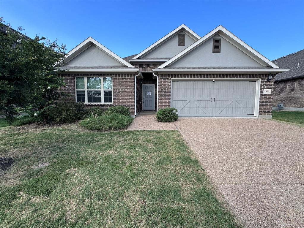 1323 Rosler St, Mansfield, TX 76063