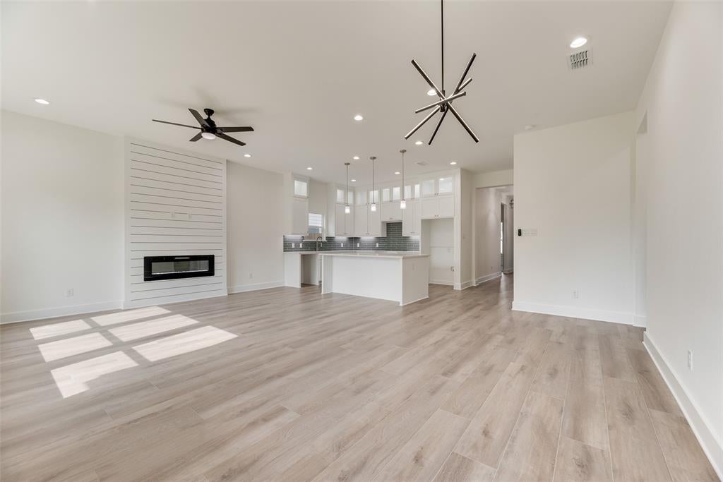 1350 Claude St, Dallas, TX 75203 photo