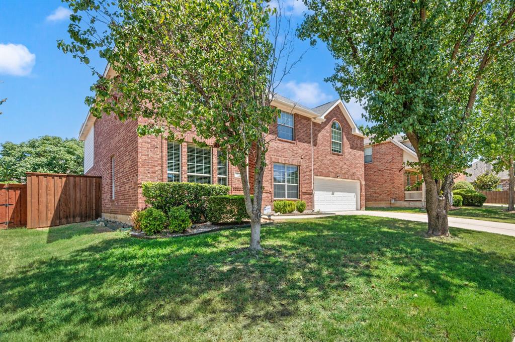 1302 Parkside Dr, Mansfield, TX 76063 photo