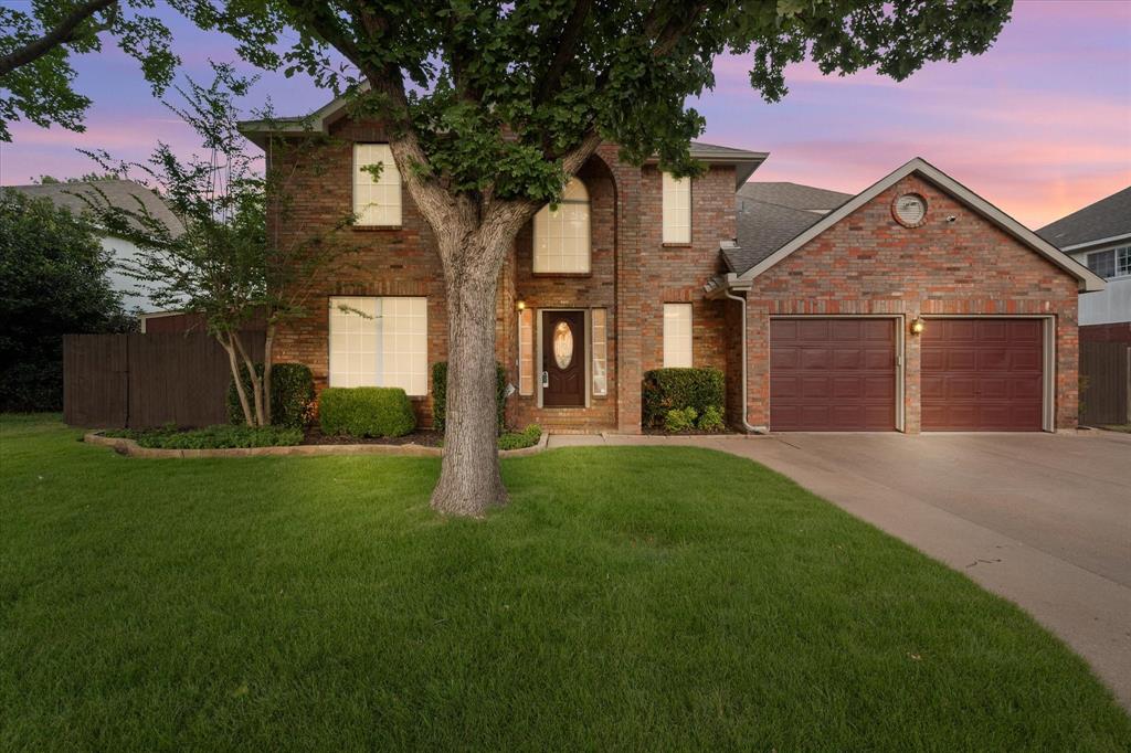 6111 Sandstone Dr, Arlington, TX 76001