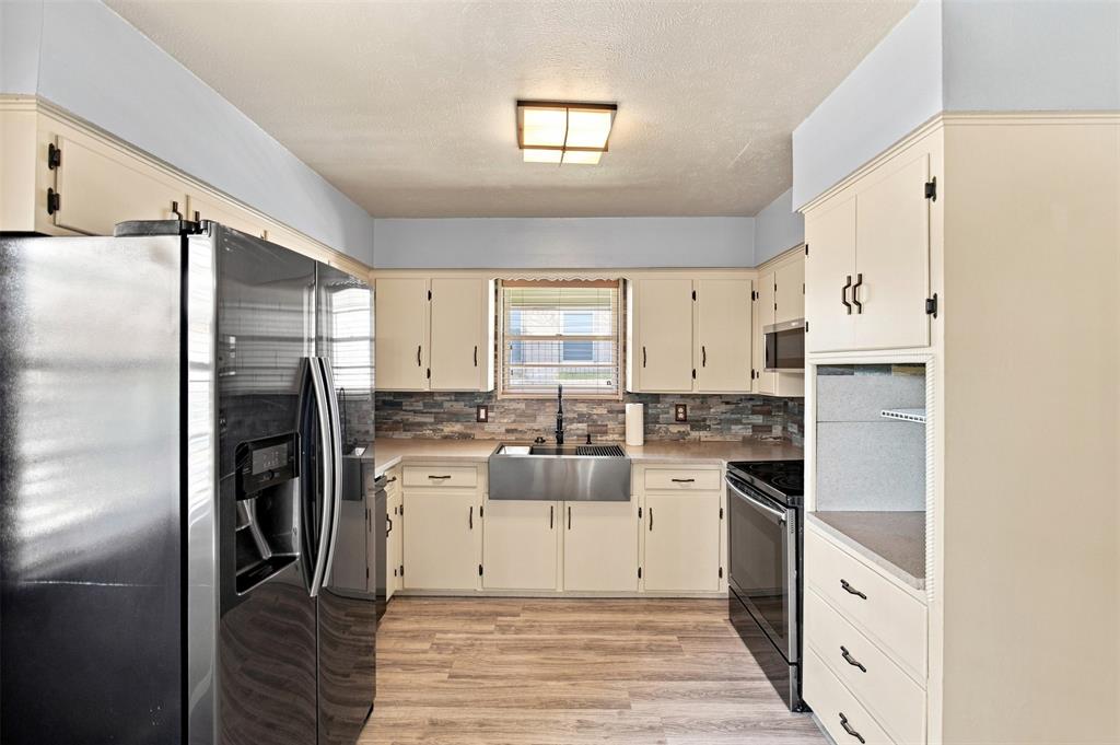 2022 Normandy Dr, Irving, TX 75060 photo
