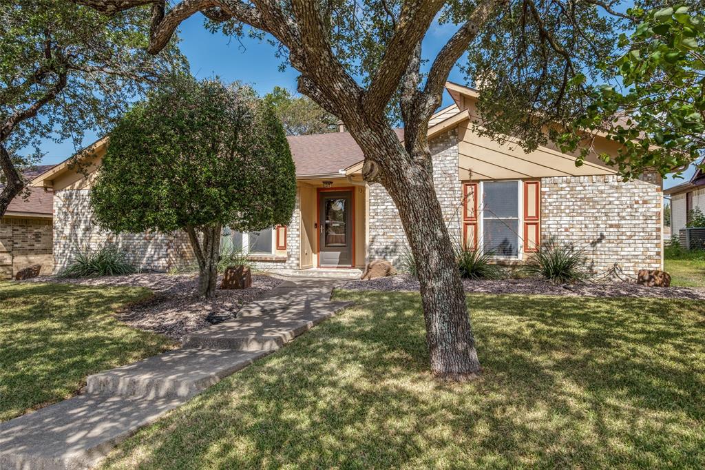 1317 Americana Ln, Mesquite, TX 75150
