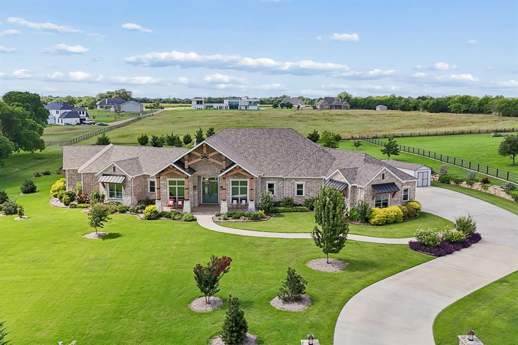 1500 Ford Ln, Dumas, TX 75002