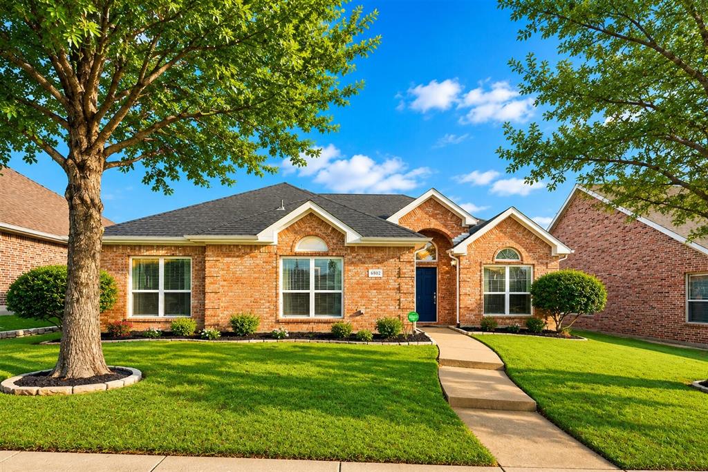 6802 Christina Ln, Garland, TX 75043